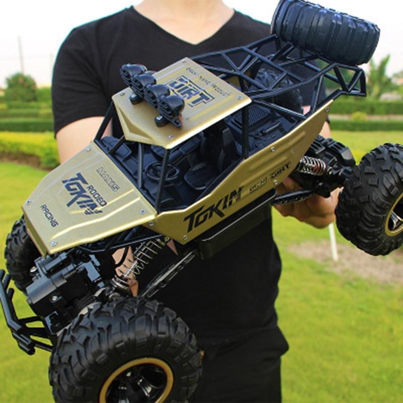 Off-road Climbing Car with 2.4ghz Remote Control and Double Motors - Silver