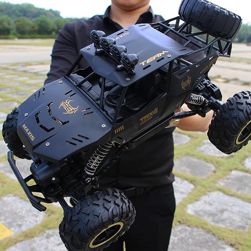Off-road Climbing Car with 2.4ghz Remote Control and Double Motors - Silver