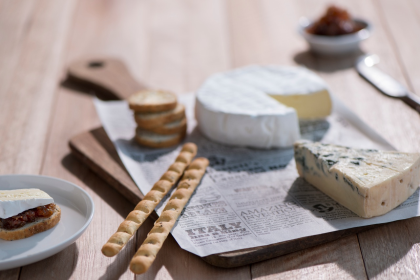 500 Newspaper White 300 X 210Mm