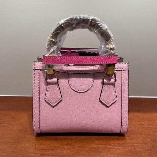 Versatile Bacchus Shoulder Bag in First Layer Cowhide - Cherry Blossom Pink