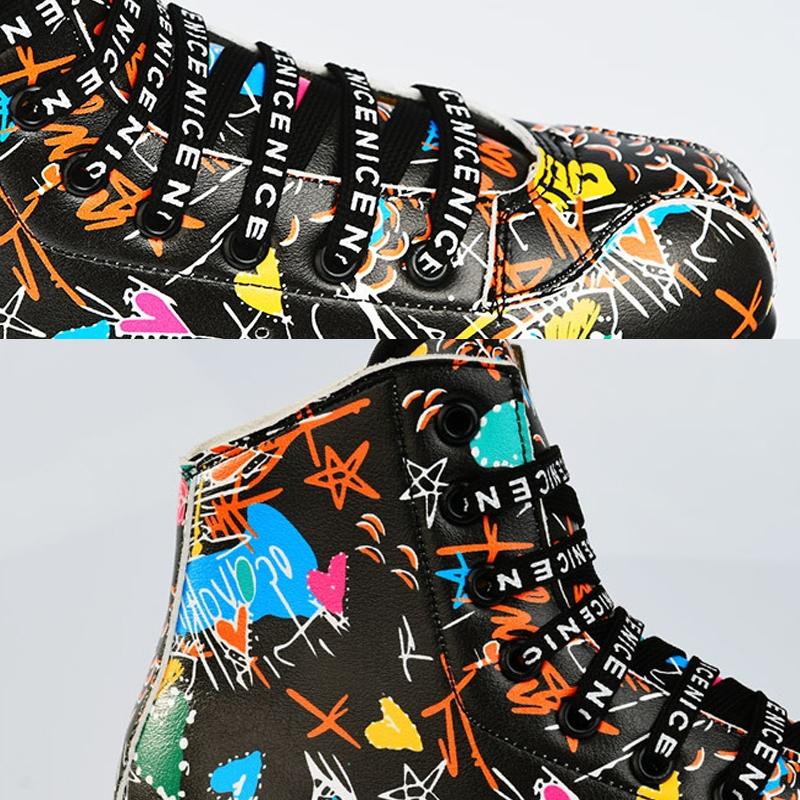 Adult Graffiti Double Row Roller Skates - Size 41 - Flash Wheel Black