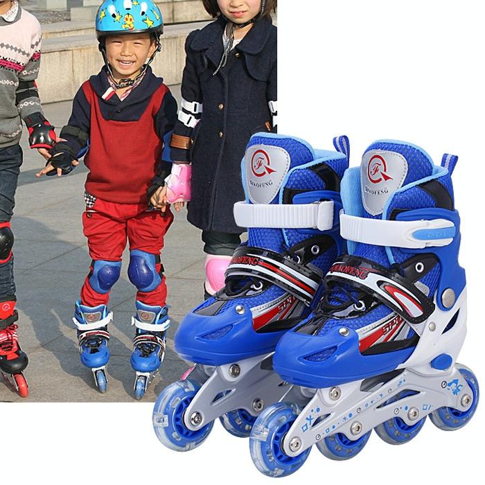 Flash Straight Row Roller Skating Shoes Suit for Children and Adults - Small Size - Red