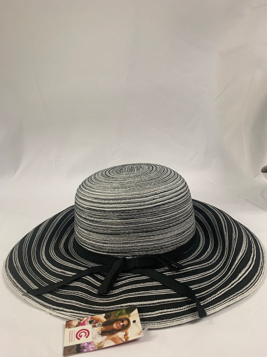 Lady'S Summer Hat With Medium Brim - One Size