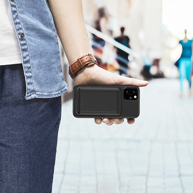 Black Iphone magsafe power bank battery pack wireless charging 5000mah
